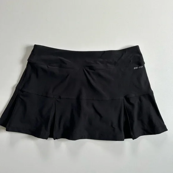 Nike skort - Picture 3 of 4